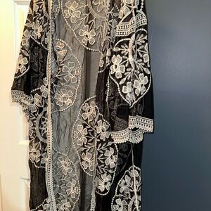 Elegant Black and White Lace Kimono